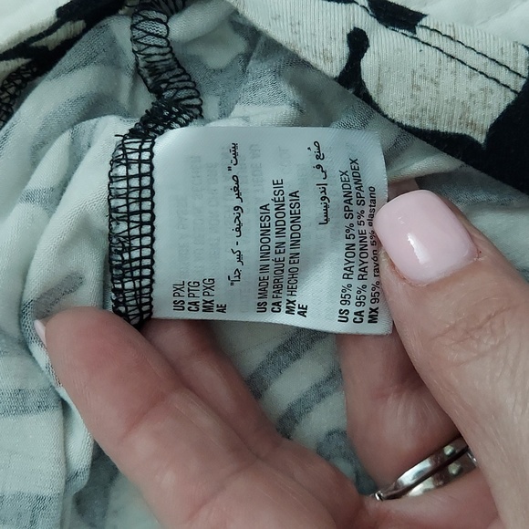 JM Collection Top - Picture 3 of 3